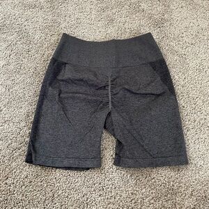 Booty scrunch shorts